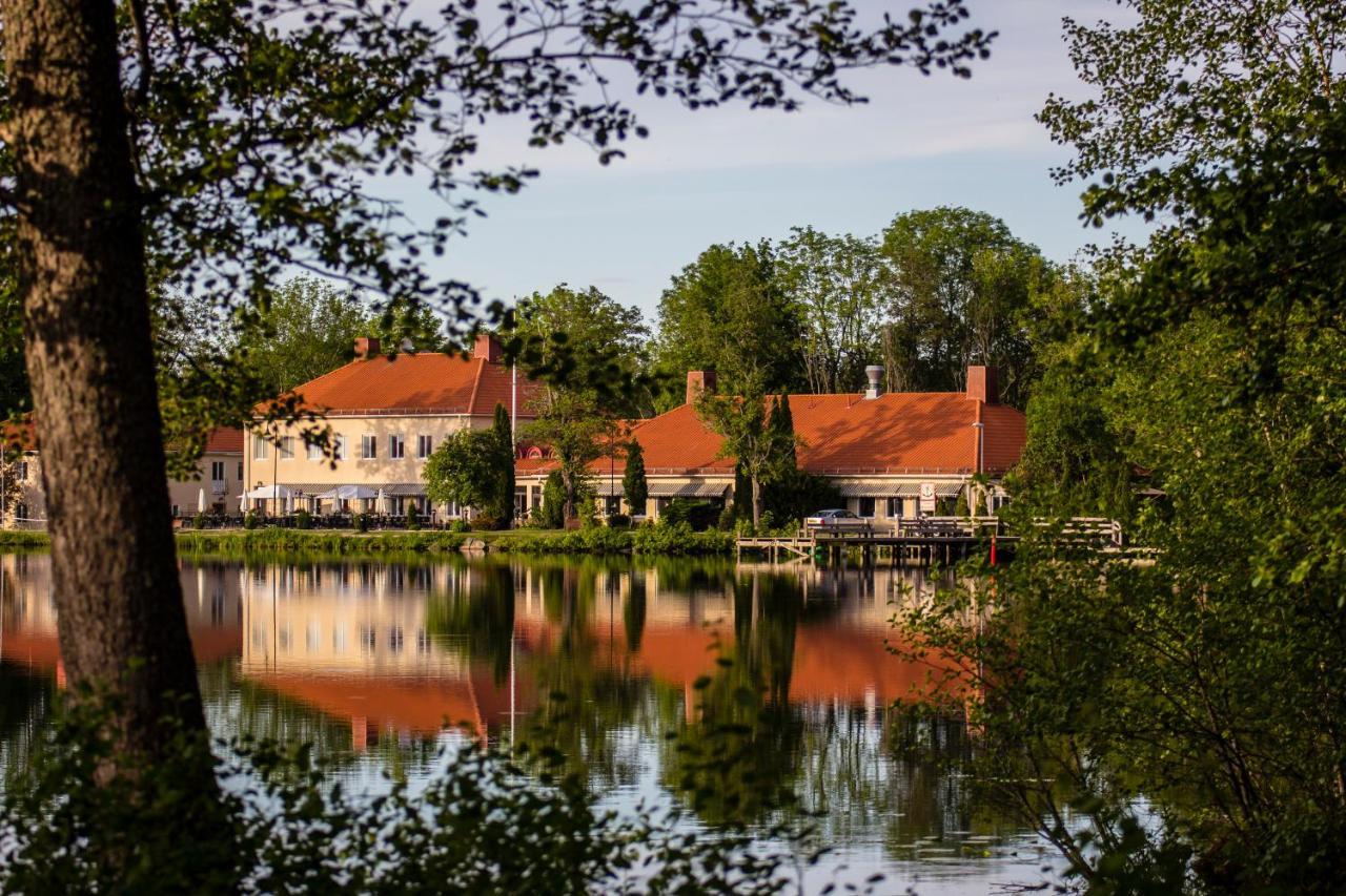 Asby Hotell Hallstahammar Bagian luar foto